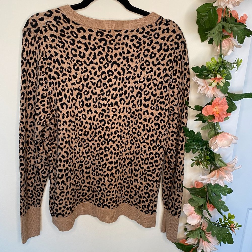 ๐ฎ A NEW DAY XXL LEOPARD SWEATER CREWNECK PULLOVER - Picture 5 of 7